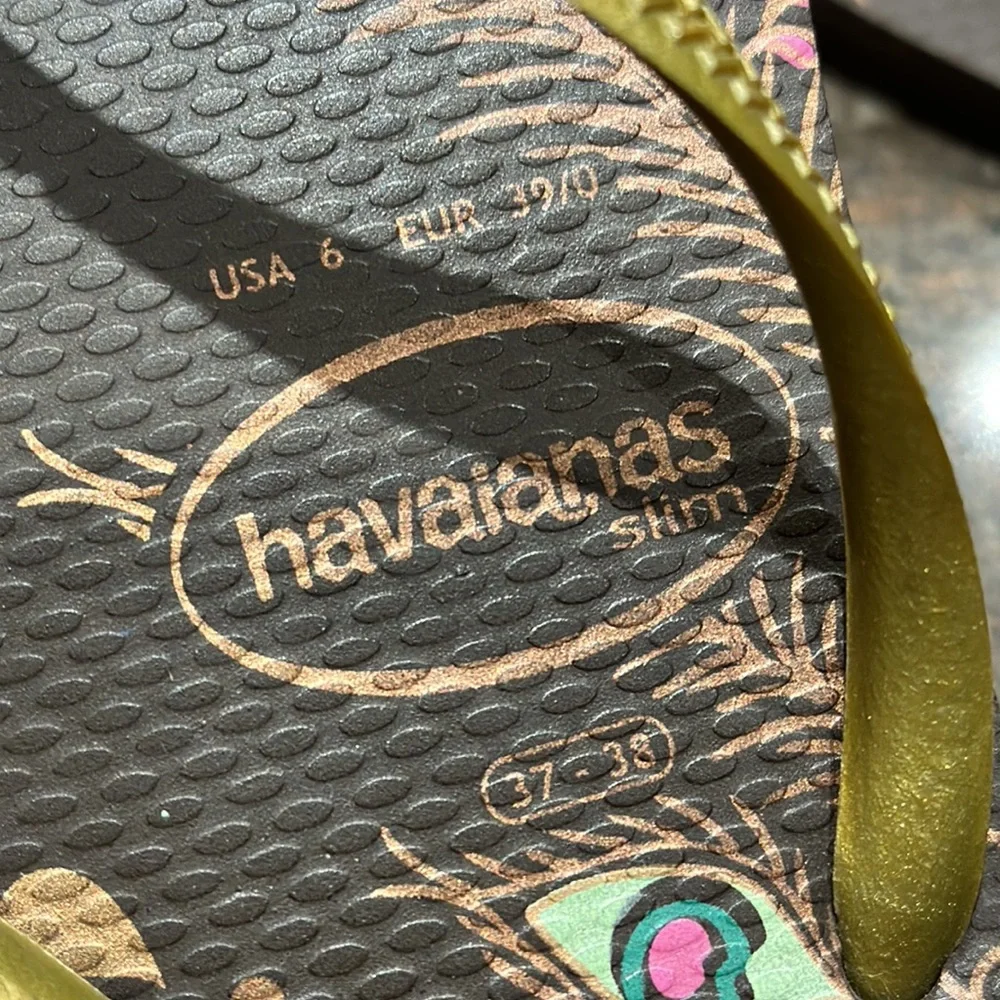 Havaianas Peacock Flip Flops - Picture 6 of 10